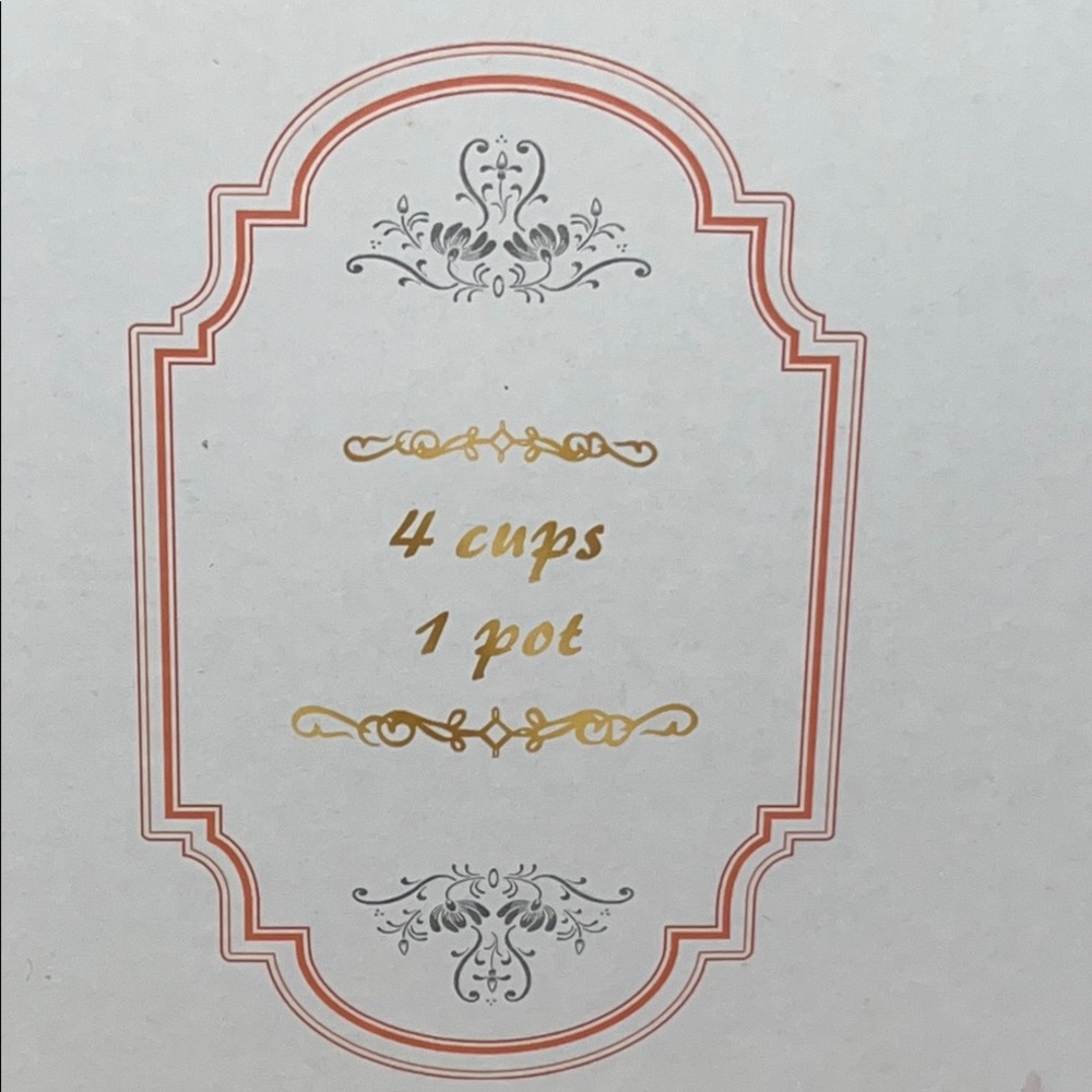Elegant Tea Set - 4 Cups 1 Pot